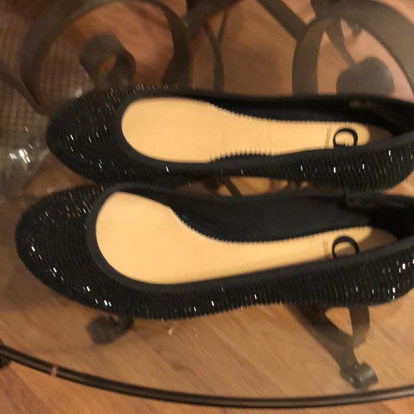 Shoes - Picture 2 of 2